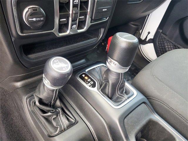 Photo of 2023 Bright White Jeep Gladiator