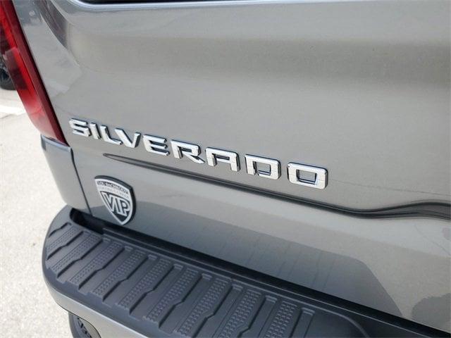 Photo of 2025 Sterling Gray Metallic Chevrolet Silverado 1500
