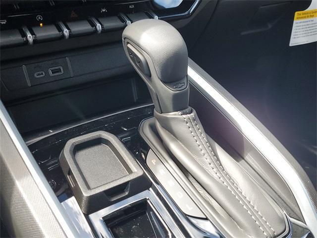 Photo of 2026 Summit White Chevrolet Colorado