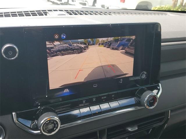 Photo of 2026 Summit White Chevrolet Colorado