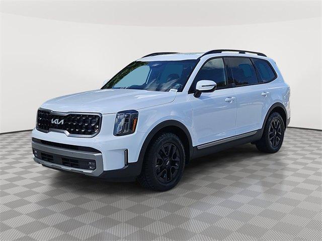 Photo of 2023 Glacier White Kia Telluride