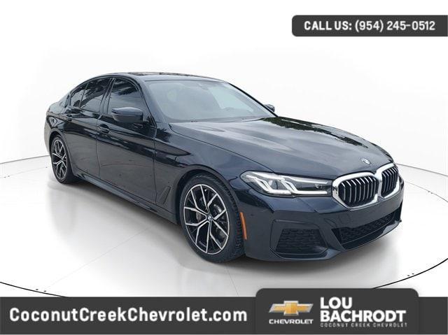 2022 BMW 530