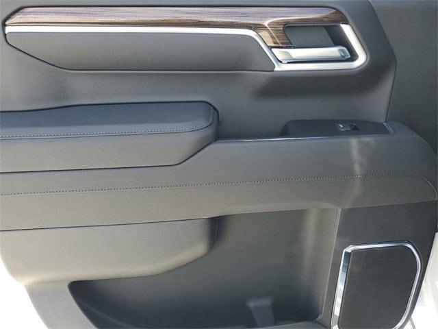 Photo of 2025 Summit White Chevrolet Silverado 1500