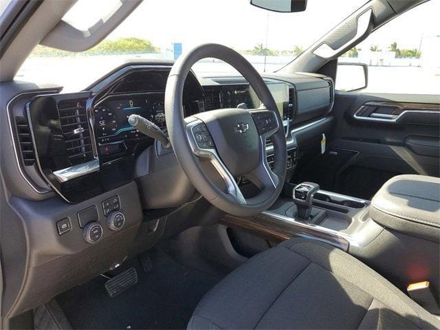 Photo of 2025 Summit White Chevrolet Silverado 1500