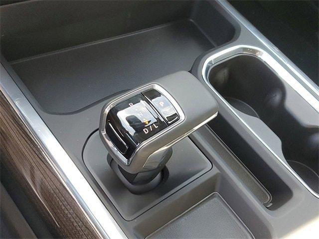Photo of 2025 Summit White Chevrolet Silverado 1500