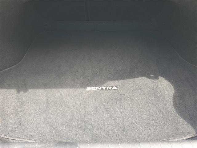 Photo of 2024 Cloud White Nissan Sentra