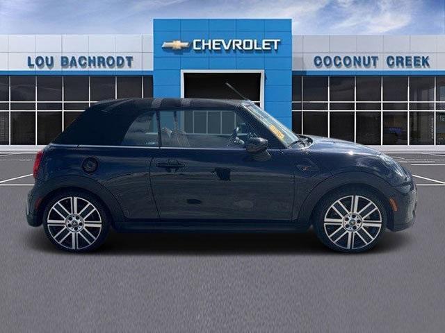 Photo of 2023 Black Metallic MINI Convertible