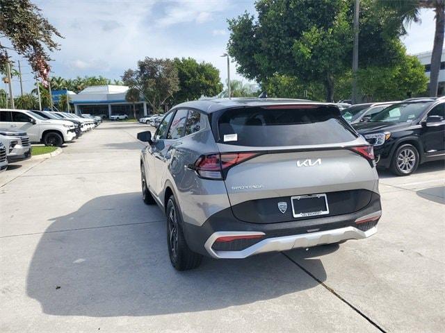 Photo of 2024 Steel Gray Kia Sportage