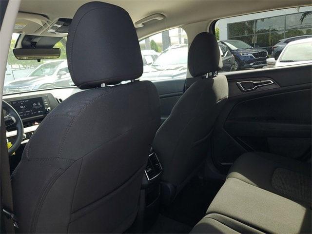 Photo of 2024 Steel Gray Kia Sportage