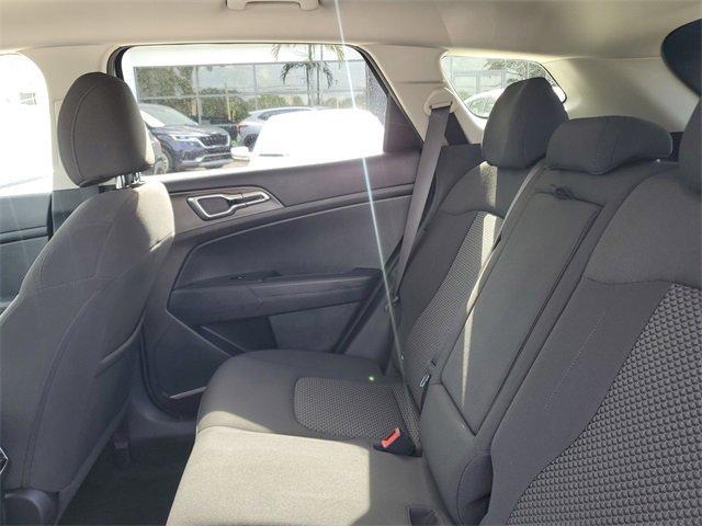 Photo of 2024 Steel Gray Kia Sportage