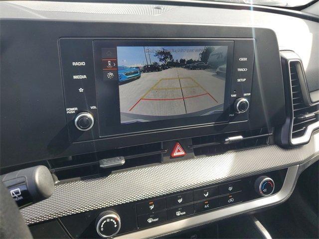 Photo of 2024 Steel Gray Kia Sportage