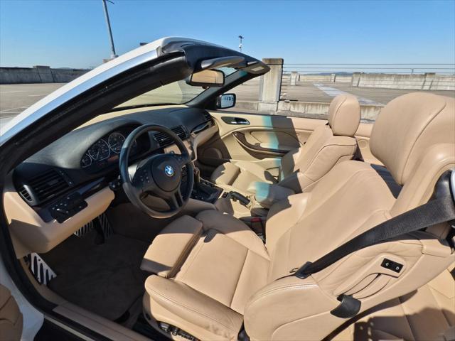 Photo of 2004 Alpine White BMW 330