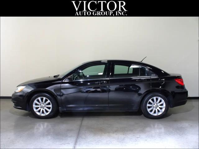 2013 Chrysler 200