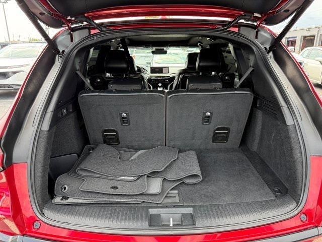 Photo of 2022 Performance Red Pearl Acura MDX