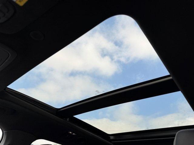 Photo of 2020 Agate Black Metallic Ford Explorer