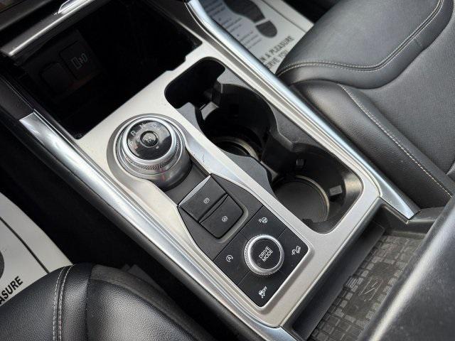 Photo of 2020 Agate Black Metallic Ford Explorer