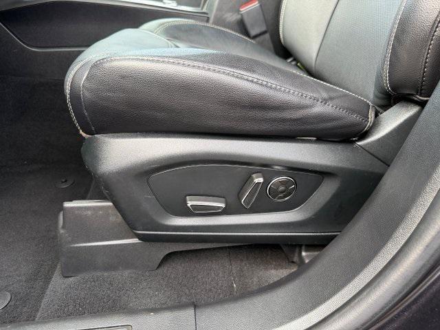 Photo of 2020 Agate Black Metallic Ford Explorer