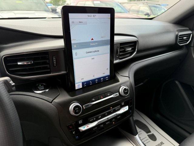 Photo of 2020 Agate Black Metallic Ford Explorer