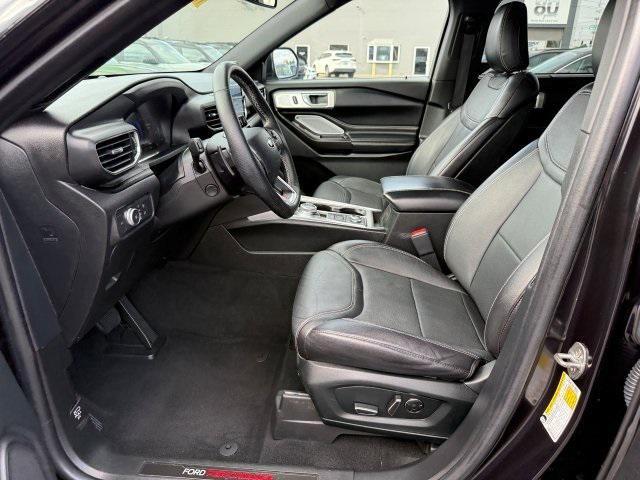 Photo of 2020 Agate Black Metallic Ford Explorer