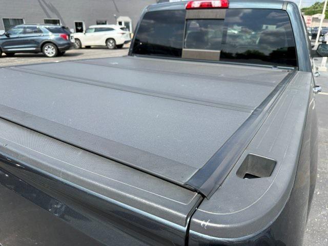 Photo of 2017 Dark Slate Metallic GMC Sierra 1500