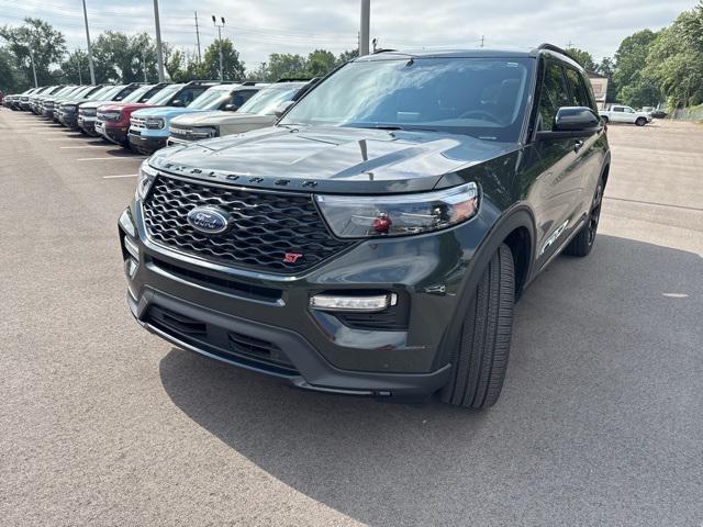 Photo of 2023 Forged Green Metallic Ford Explorer