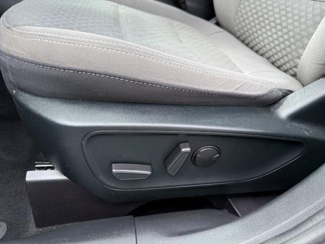 Photo of 2020 Ingot Silver Ford Escape