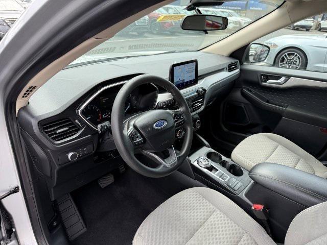 Photo of 2020 Ingot Silver Ford Escape