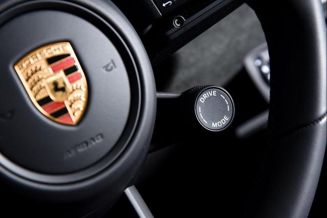 Photo of 2024 PTS Olympic Blue Porsche 911