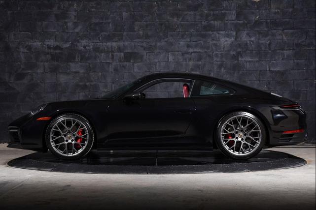 Photo of 2024 Jet Black Metallic Porsche 911
