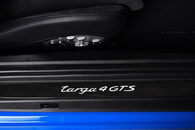 Photo of 2018 PTS Voodoo Blue Porsche 911