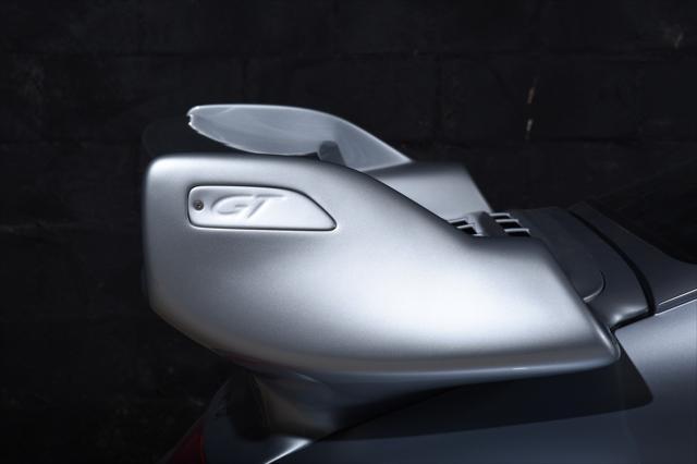 Photo of 1995 Silver Porsche 911