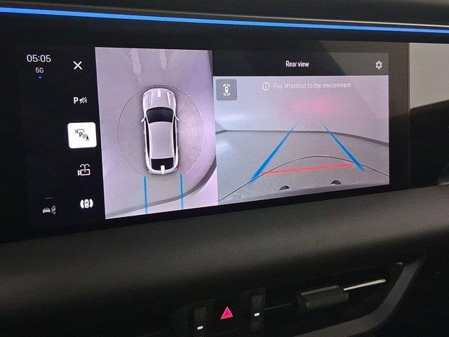 Photo of 2025 Jet Black Metallic Porsche Macan