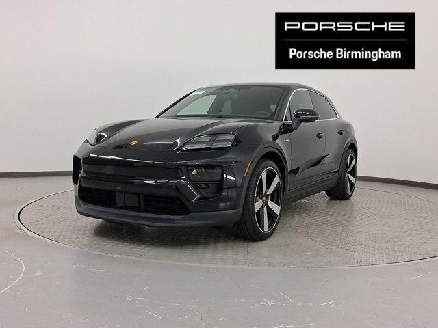 Photo of 2025 Jet Black Metallic Porsche Macan