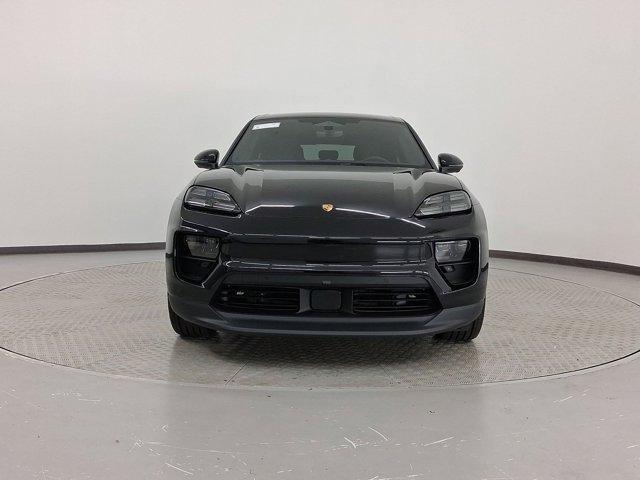 Photo of 2025 Jet Black Metallic Porsche Macan