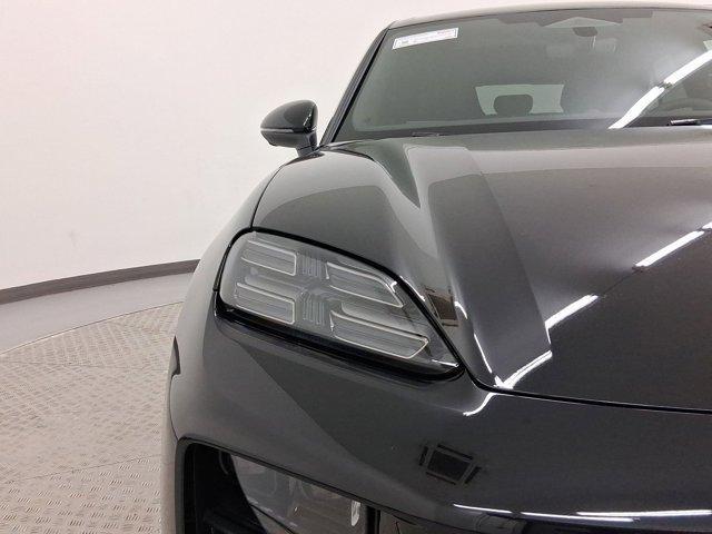 Photo of 2025 Jet Black Metallic Porsche Macan