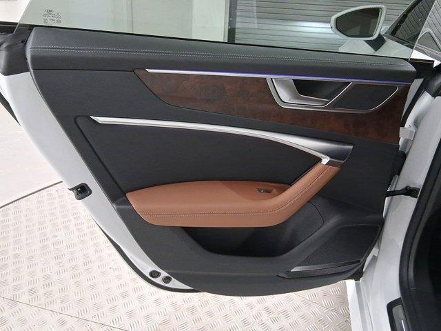 Photo of 2022 Glacier White Metallic Audi A7