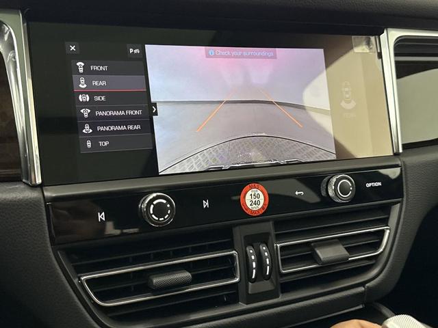Photo of 2025 Chalk Porsche Macan