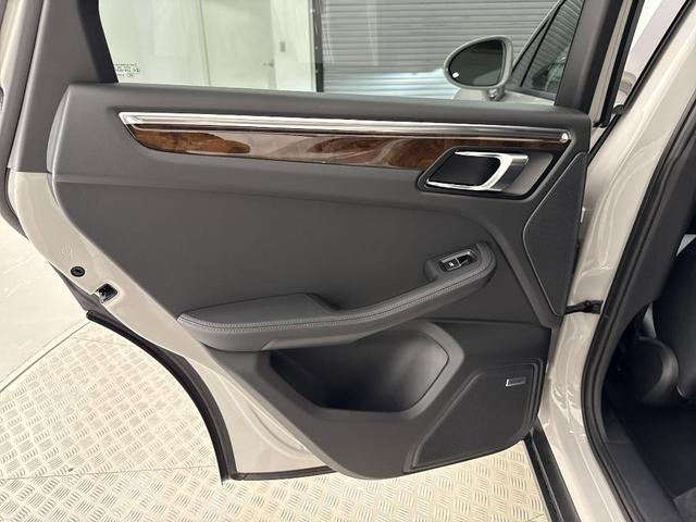Photo of 2025 Chalk Porsche Macan