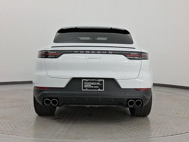 Photo of 2022 White Porsche Cayenne