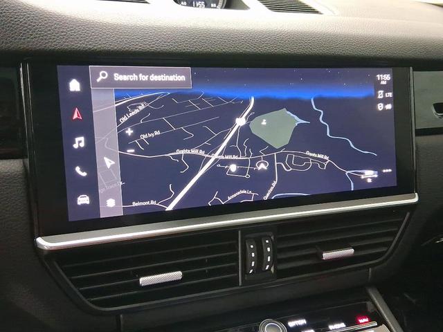 Photo of 2022 White Porsche Cayenne