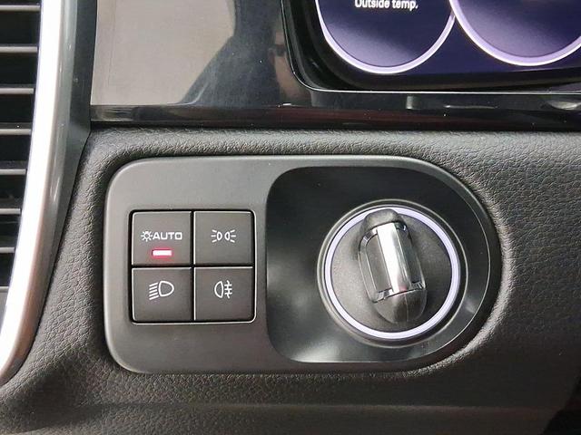 Photo of 2022 White Porsche Cayenne
