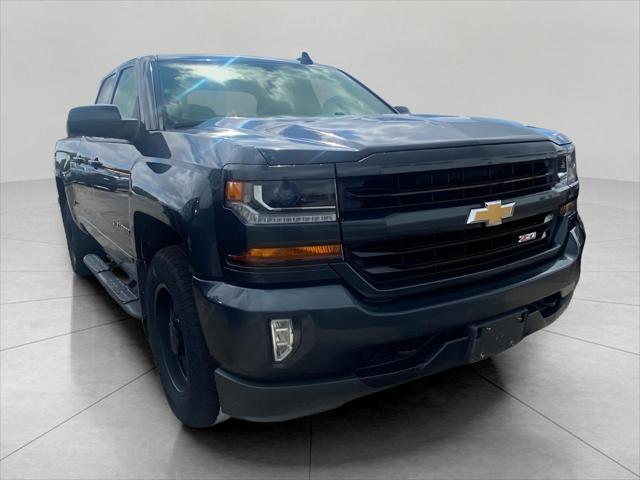 Photo of 2017 Graphite Metallic Chevrolet Silverado 1500