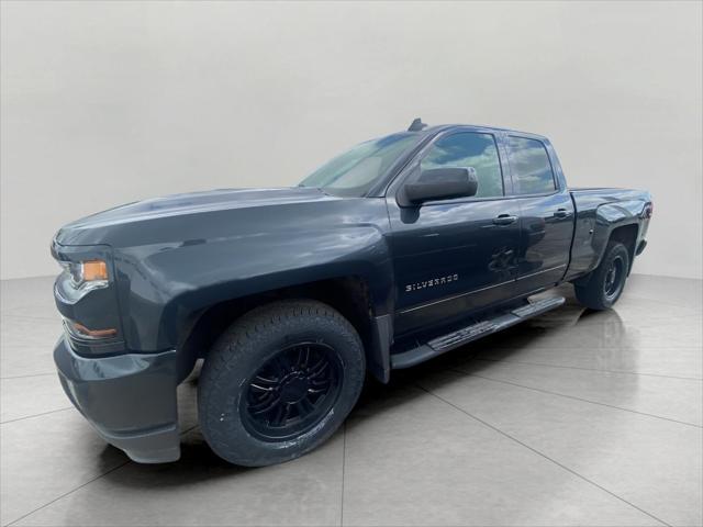 Photo of 2017 Graphite Metallic Chevrolet Silverado 1500