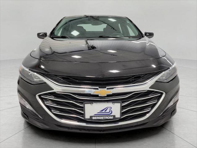 Photo of 2024 MOSAIC BLACK METALLIC Chevrolet Malibu