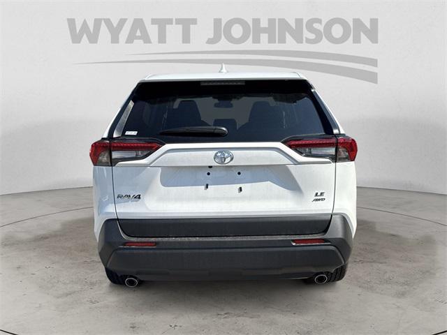 Photo of 2025 Ice Cap Toyota RAV4