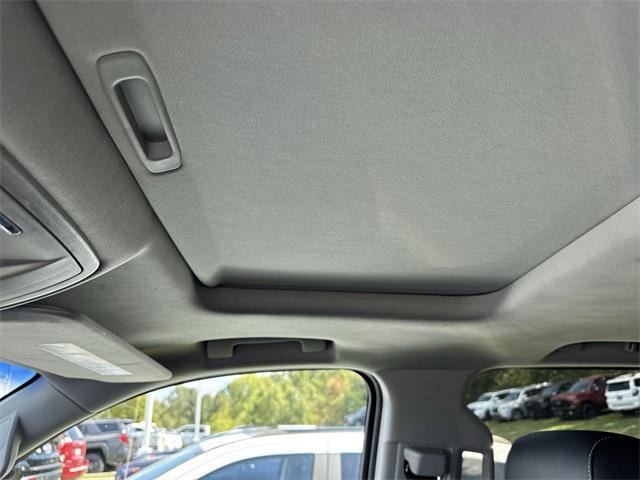 Photo of 2016 Black Chevrolet Suburban