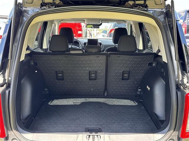Photo of 2024 Carbonized Gray Metallic Ford Bronco Sport