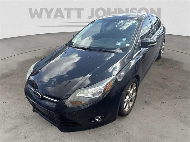 Photo of 2012 Yellow Blaze Metallic Tri-coat Ford Focus