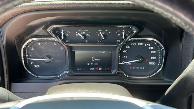 Photo of 2022 Summit White GMC Sierra 1500