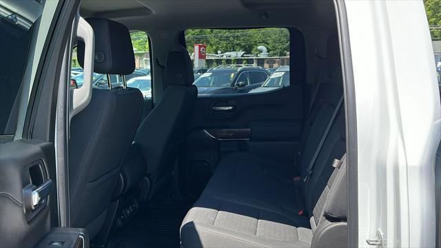 Photo of 2022 Summit White GMC Sierra 1500